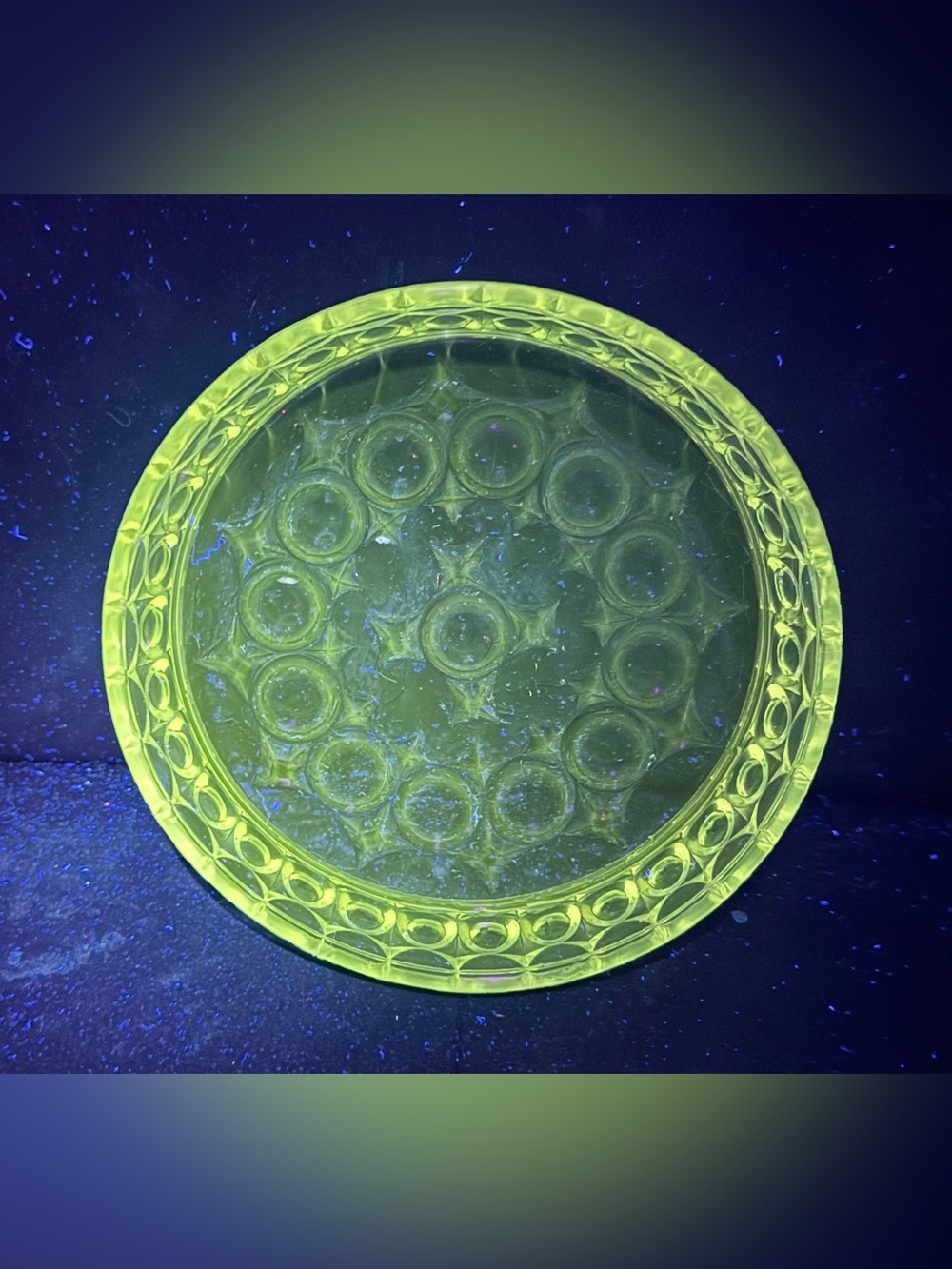 Vintage Manganese Glass Kings Crown Oval Thumbprint Round Dish UV Glow Green